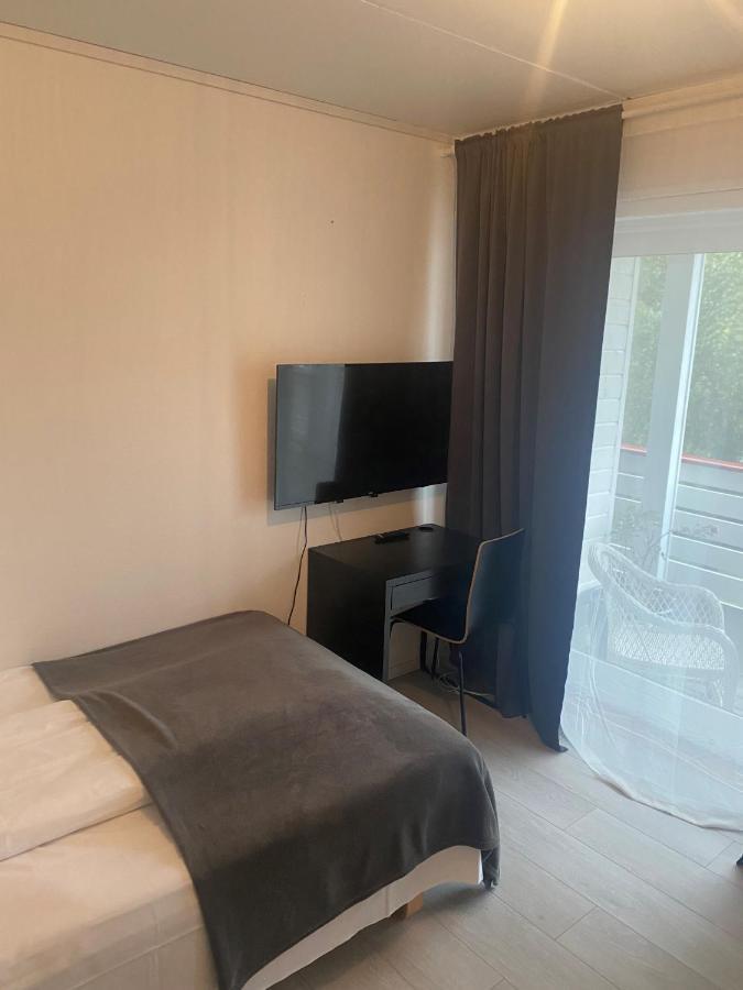 Sunde Fjord Hotel, Free And Easy Parking Solavagen Extérieur photo