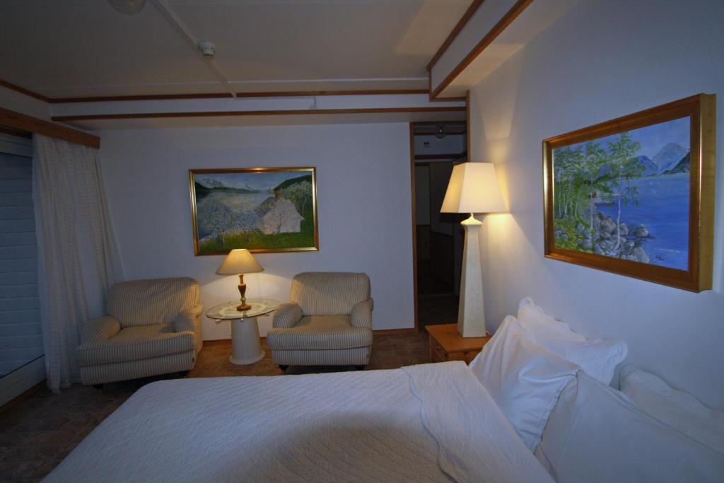 Sunde Fjord Hotel, Free And Easy Parking Solavagen Chambre photo
