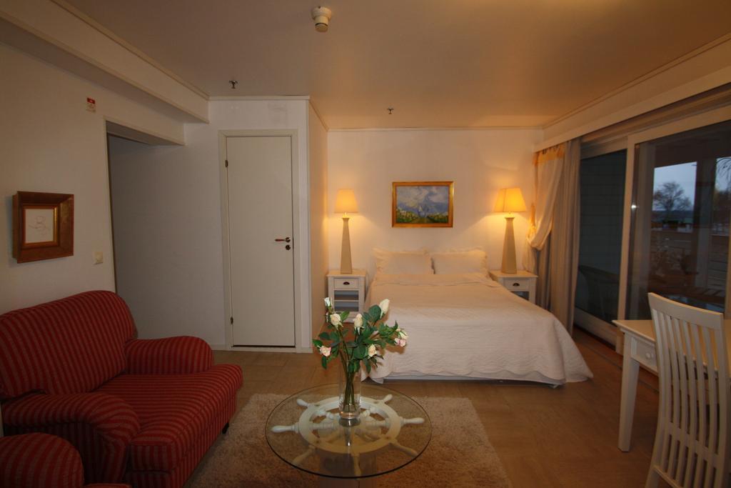 Sunde Fjord Hotel, Free And Easy Parking Solavagen Extérieur photo